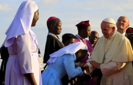 Pèlerinage du pape François à Ouganda - Rencontre avec les réligieux - Archidiocèse d'Antsiranana